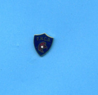 Rare Petit Pins Bonnet Phrygien Fncr Egf  E187 - Administraties