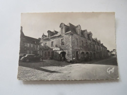 HOTEL-RESTAURANT  A.CHIPON  Vieille Place  LOCRONAN (Finistère) - Hotel's & Restaurants