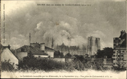 CPA Reims Marne, La Cathedrale Incendiee Par Les Allemands, Vue Prise De Clairmarais - Other & Unclassified