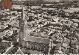 17 - Carte Postale Semi Moderne De  MARENNES      Vue Aérienne - Marennes