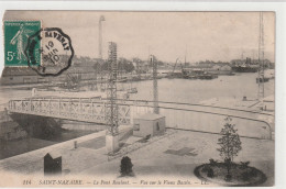 St Nazaire - Le Pont Roulant - Vue Sur Le Vieux Bassin - Saint Nazaire