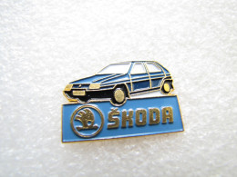 PIN'S   SKODA  FAVORIT - Altri & Non Classificati