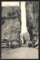 AK Dinant, La Brèche Du Rocher Bayard  - Dinant