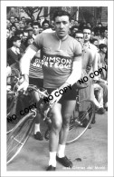 PHOTO CYCLISME REENFORCE GRAND QUALITÉ ( NO CARTE ), JOSE GOMEZ DEL MORAL TEAM GIMSON 1957 - Wielrennen