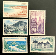 1954 FRANCE N 976 A 980 - TOURISTIQUE .ROYAN.CHEVERNY.LOURDES.QUIMPER.ANDELYS - NEUF** - Unused Stamps