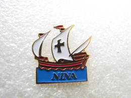 PIN'S      BATEAU   NINA - Boats