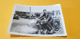 Romania Romanian Interbelic Photo Foto Motorcycle Moto Photo Romanian Number For A Foreign Motorcyle - Anonyme Personen