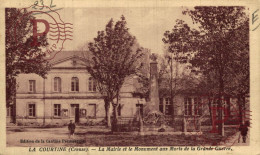 FRANCIA. FRANCE. LA COURTINE - La Mairie Et Le Monument Aux Morts De La Grande Guerre - La Courtine