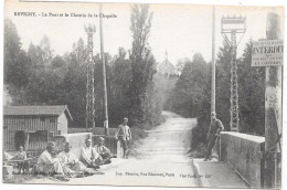 55 REVIGNY  Pont Et Chemin De La Chapelle - Animée - Revigny Sur Ornain