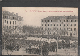 26 - ROMANS - Caserne Bon - Présentation Du Drapeau Aux Jeunes Soldats - Romans Sur Isere