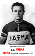 PHOTO CYCLISME REENFORCE GRAND QUALITÉ ( NO CARTE ), ANTONIO BERTRAN TEAM FAEMA 1958 - Cyclisme