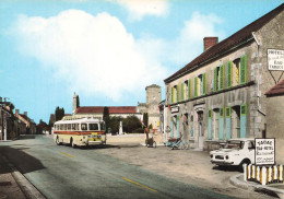 Germigny Des Prés * Autobus Autocar Bus Car Marque Type Modèle ? Le Centre Du Village * Débit De Tabac Tabacs TABAC - Autres & Non Classés