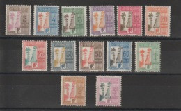 Guadeloupe 1928 Série Taxe 25-37, 13 Val * Charnière MH - Portomarken
