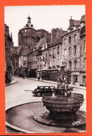 11561 / GUINGAMP 22-Cote Du Nord Fontaine De LA POMPE Place Du CENTRE Epoque Renaissance Photo-Bromure 1950s ARTAUD 4 - Guingamp