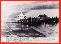 11879 / ⭐ ♥️ Attentat J.O MUNICH Aéroport 20-10-1972 Embarquement Palestiniens échange ZAGREB 20 Passagers BOEING 727 - Aviación