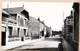 11782 / ⭐ ♥️ SAINTE-RADEGONDE 37-Indre Loire Rue Hotel VILLE 1950s Carte-Photo Maurice COUVRAT Archives Poitiers Ste - Other & Unclassified