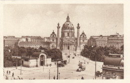 Wien, Karlsplatz Mit Karlskirche Ngl #F3516 - Sonstige & Ohne Zuordnung