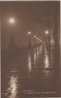 London, The Embankment On A Wet Night Gl1913 #F3309 - Sonstige & Ohne Zuordnung