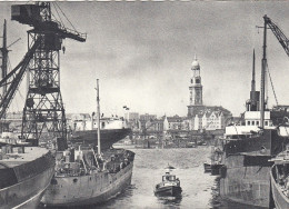 Hamburg, Hafen Mit Blick Zur Michaeliskirche Gl1956 #F5364 - Sonstige & Ohne Zuordnung