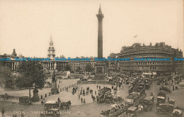 R116559 London. Trafalgar Square. C. F. Castle - Sonstige & Ohne Zuordnung