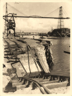 Nantes * RARE Grande Photo Libération WW2 * Quais Rive Droite , Brèche Et épaves * Pont Transbordeur * Guerre 39/45 War - Nantes