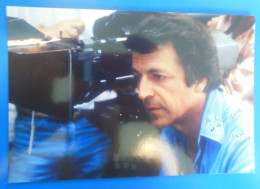 AUTOGRAPHE DE CONSTANTIN COSTA GAVRAS SUR PHOTO - Attori E Comici 