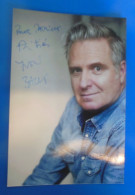 AUTOGRAPHE DE YVON BACK SUR PHOTO - Acteurs & Comédiens