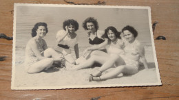 Carte Photo Femmes En Maillots De Bains  ................ BE-19343 - Fashion