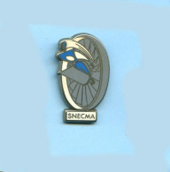 Rare Pins Snecma Moteur Zamac E435 - Spazio