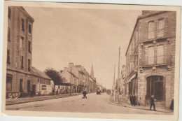 Morbihan : LORIENT  : Rue  Paul  Guieysse , Café - Lorient