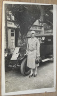 Carte Photo à Identifier, Femme Et Automobile  ................ BE-19374 - A Identifier