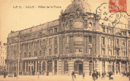 Lille * Place Et Hôtel De La Poste * Ptt - Lille