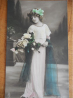 CARTE POSTALE ANCIENNE Jolie Jeune Fille Grete Reinwald - Portraits