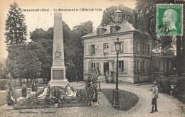 Liancourt * Le Monument Aux Mort Et L'hôtel De Ville * Mairie - Liancourt