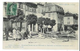 CPA Barricade élevée Par Les Grévistes Et émeute Le 28 Juillet 1907 - Raon L'Etape (88) - Raon L'Etape