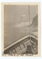 Photo Ancienne, Une Vue Depuis Le "Maid Of The Mist" Sur Le Pont Du Niagara Et Les Chutes Américaines, Niagara Falls - Lieux
