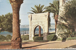 ORAN.- Promenade De L'Etang - La Porte Du Caravansérail. Joli Timbre - Oran