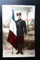 Cpa Militaire "Officier Porte-drapeau Régiment D' INFANTERIE De LIGNE - Gloire Au Drapeau !!!!!" - Uniformen