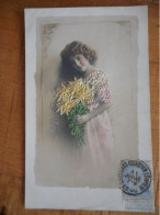 CARTE POSTALE ANCIENNE Jolie Fillette Grete Reinwald Corsage Et Fleurs Brodés - Abbildungen