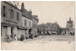 80 - B16782CPA - RUE - Place Des Marches - Cafe Des Voyageurs - Très Bon état - SOMME - Rue