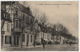 58 - B21114CPA - COSNE SUR LOIRE - Boulevard De La Republique - Caisse Epargne - Parfait état - NIEVRE - Cosne Cours Sur Loire