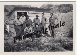 Photo Originale - Militaires Soldats Bidasses Armée Guerre - Année Lieu ? - Montagne - Guerre, Militaire