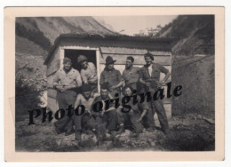 Photo Originale - Militaires Soldats Bidasses Armée Guerre - Année Lieu ? - Montagne - Guerra, Militares