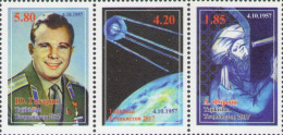 2017 795 Tajikistan The 60th Anniversary Of The First Flight Of A Artificial Earth Satellite MNH - Tajikistan