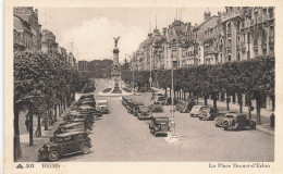 Reims * La Place Drouet D'erlon * Automobile Voiture Ancienne - Reims