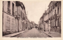 Sézanne * Rue Léon Joly Et L'hôtel De France * Pompe à Essence - Sezanne