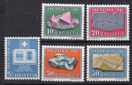 T3846 - SWITZERLAND Yv N°677/81 ** Pro Patria Fete Nationale - Unused Stamps