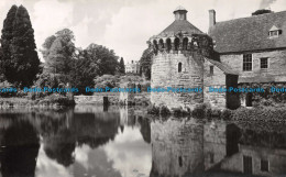 R117691 Scotney Castle. Kent. B. Matthews - Monde