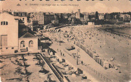 Dinard (35 - Ille Et Vilaine) La Plage Vue Du Casino Municipal - Dinard