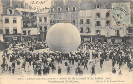 CPA 39 LONS LE SAUNIER PLACE DE LA LIBERTE LE 23 JUILLET 1905 GONFLEMENT DU BALLON  Belle Plan Très Rare - Lons Le Saunier